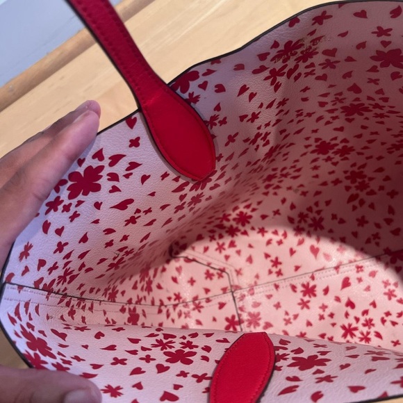 KATE SPADE REVERSABLE BAG - Picture 2 of 3